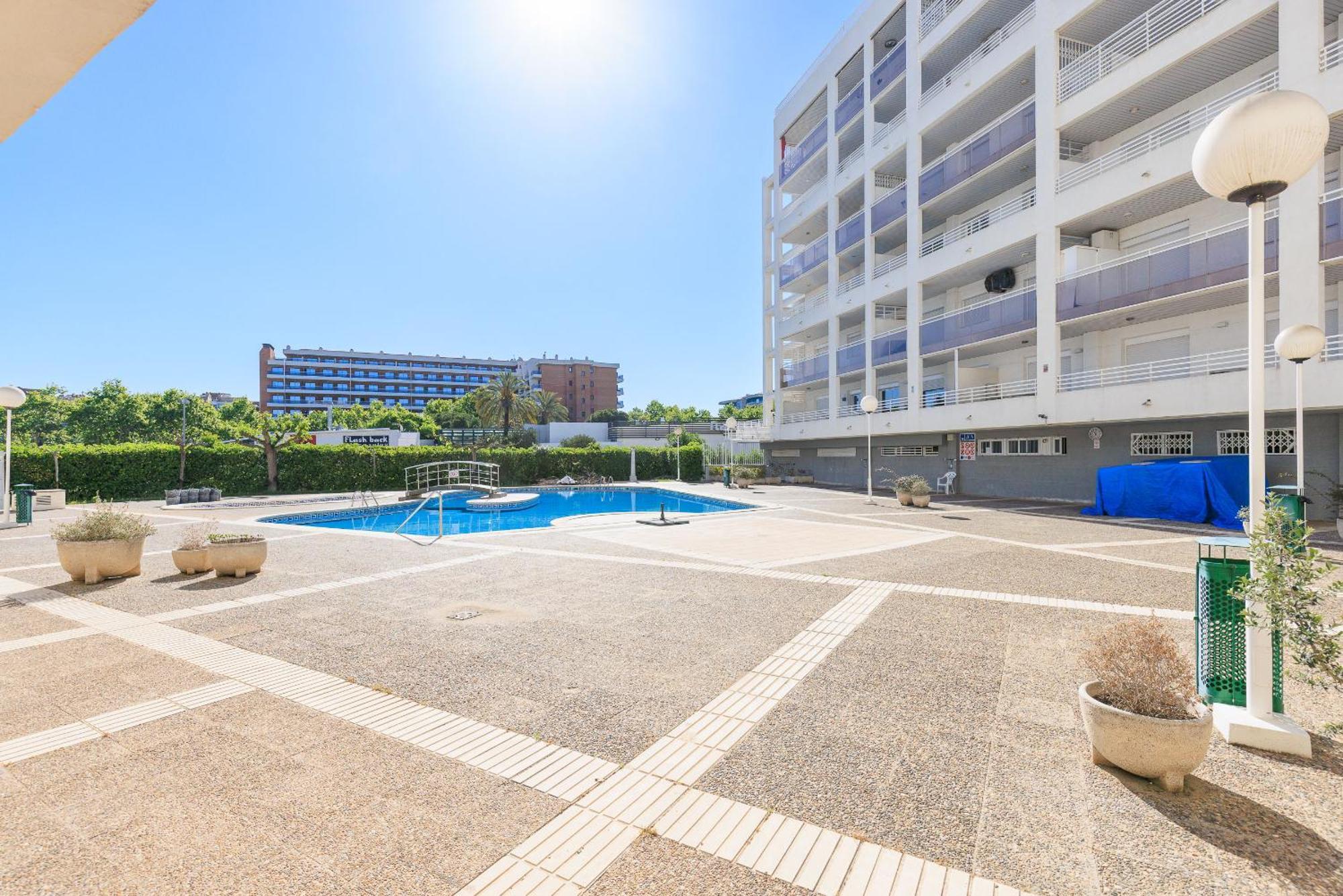 Rentalmar Royal Salou Bagian luar foto