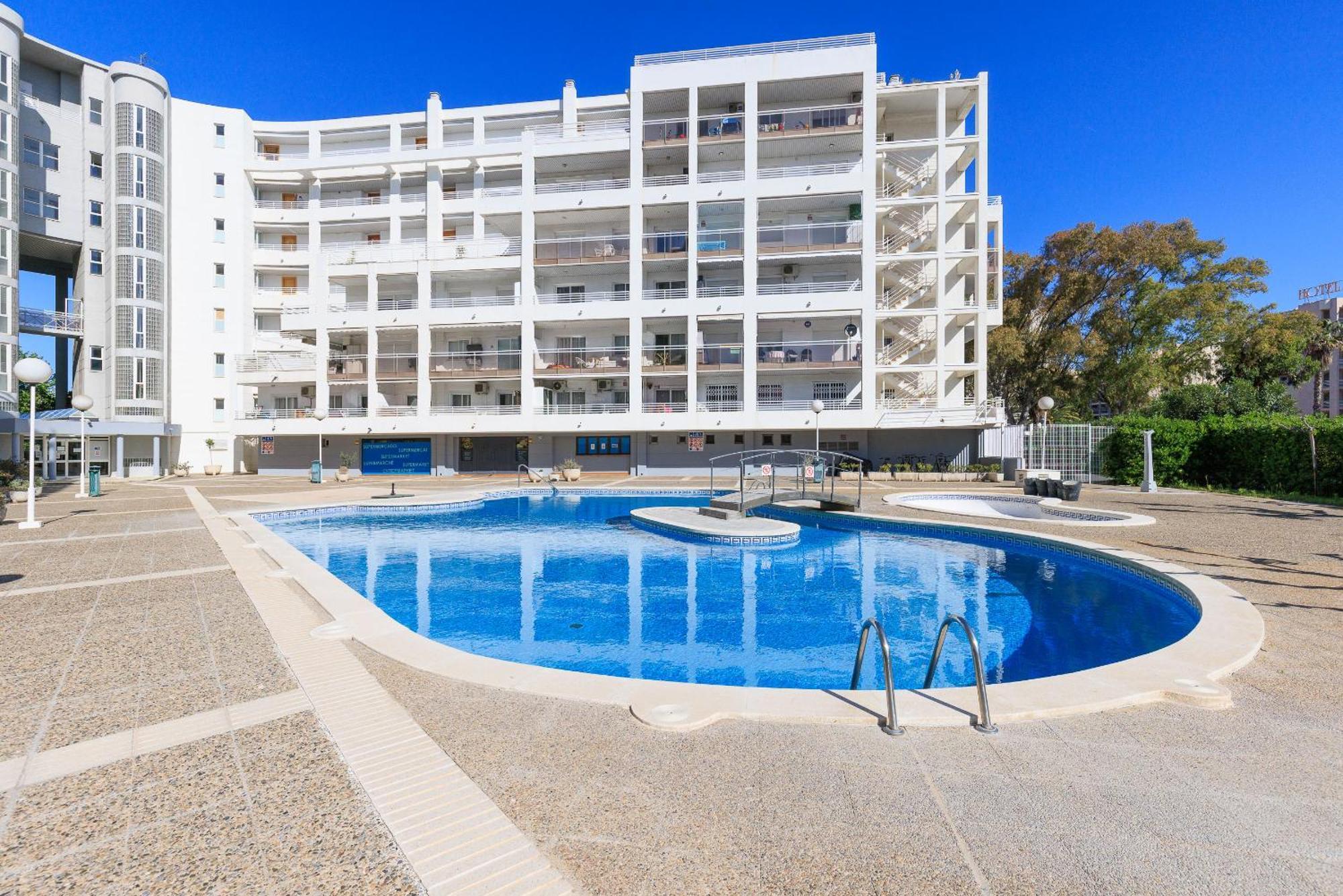 Rentalmar Royal Salou Bagian luar foto